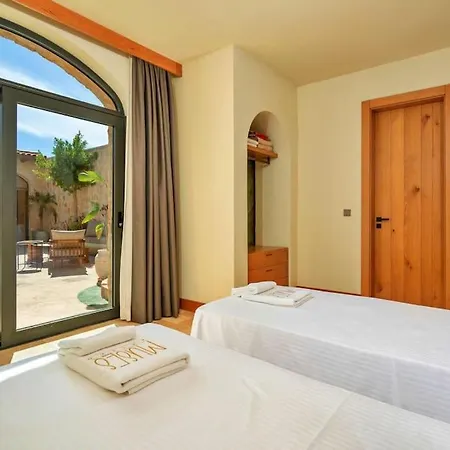 Villa Thalia - Ultra Luxury For 10 People